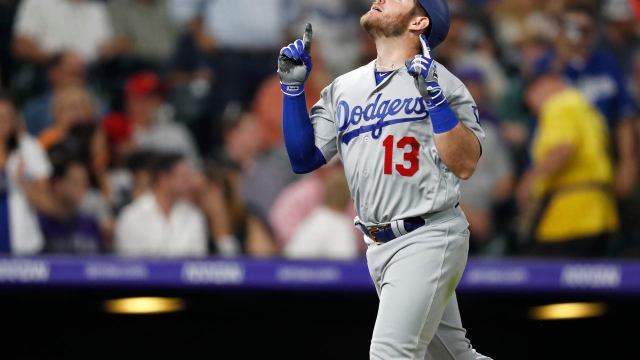 Taylor, Muncy help Dodgers stage another late win over Rox